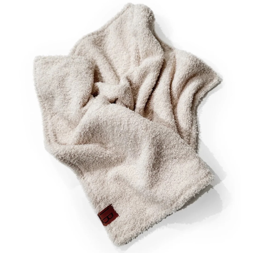 Little Bipsy cloud blanket